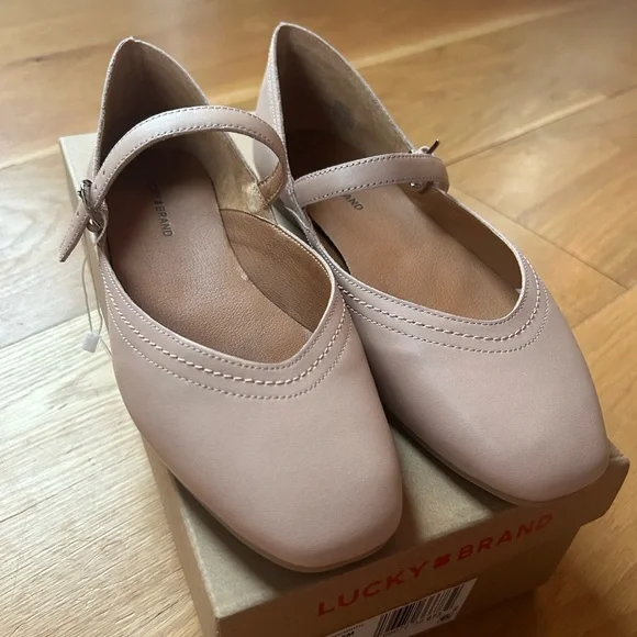 Lucky Brand | Alba Jane | Pink Flats Size 8.5 - Picture 2 of 7